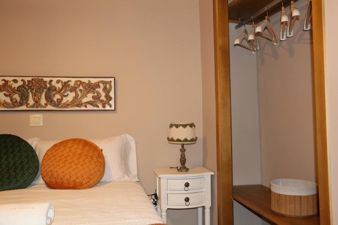 Apartamentos Coliseo Toledo Eksteriør bilde